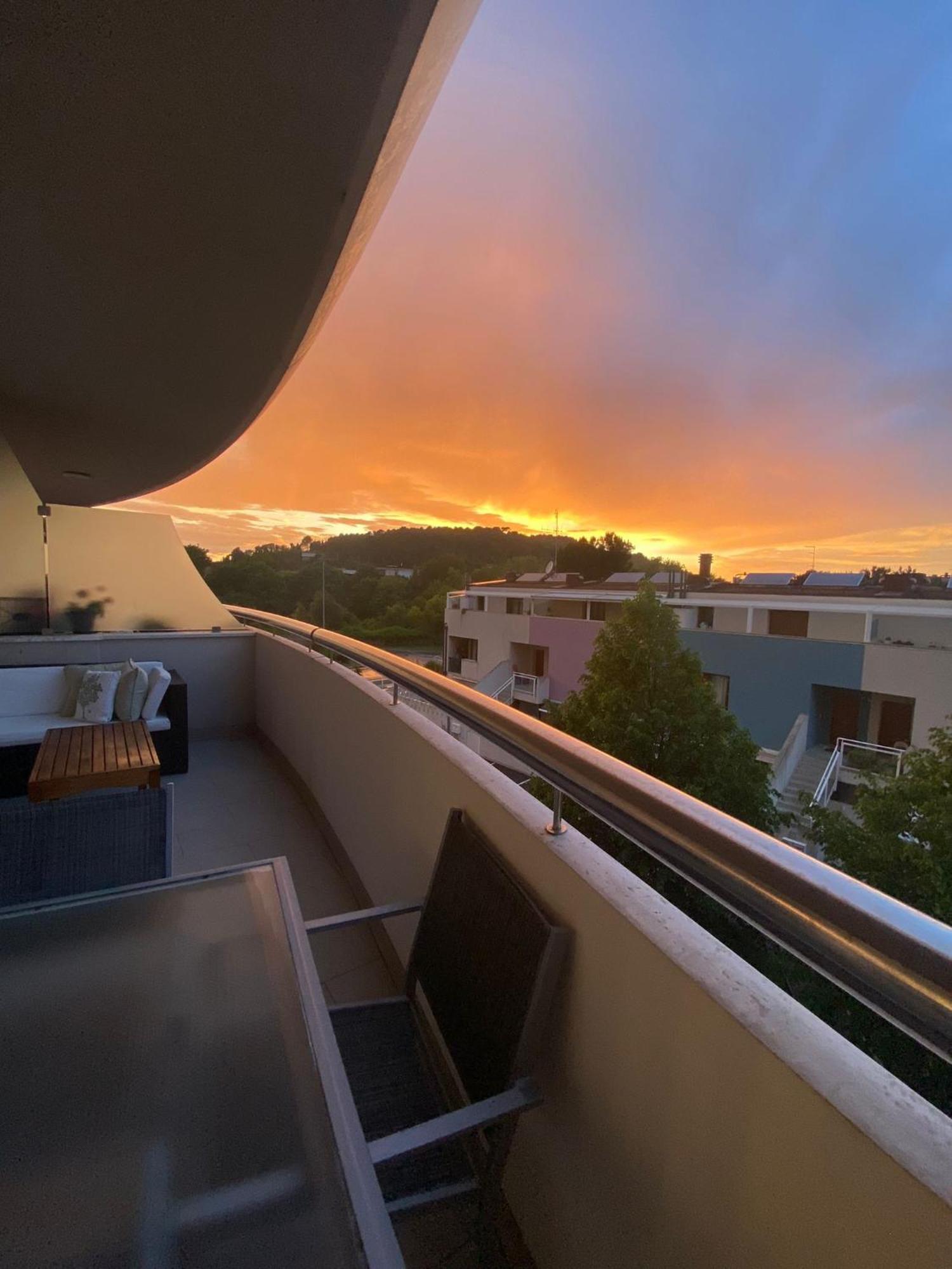 Appartamento Casa Del Porto Pesaro Esterno foto